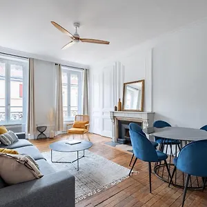 https://nocnoc-le-bohme.hotels-rhonealpes.com