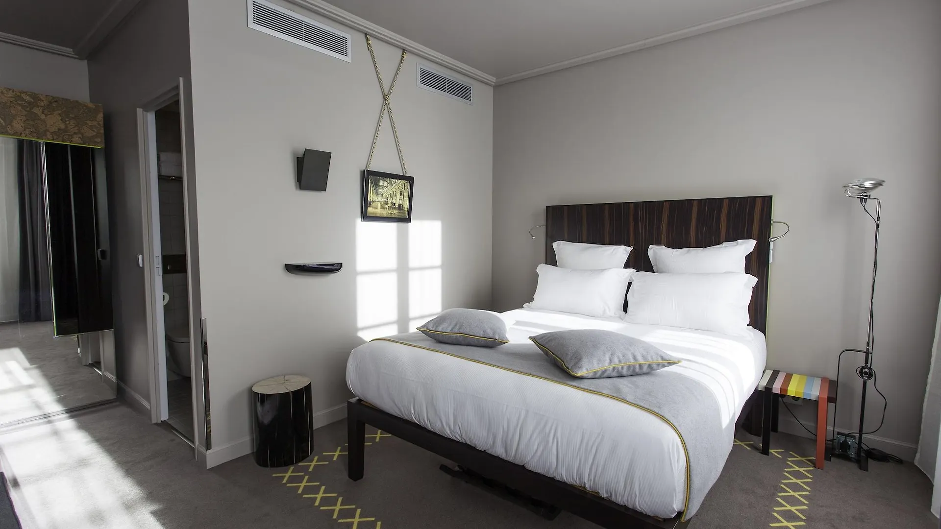 Hotel Saint Dominique París