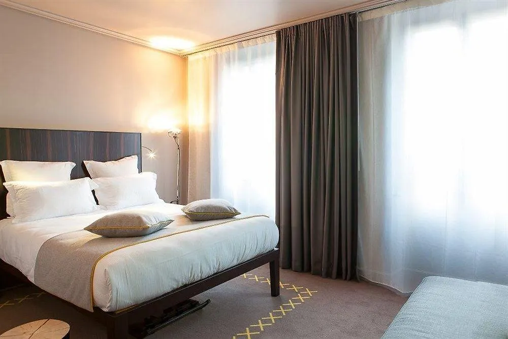 Hotel Saint Dominique París