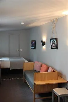 Hotel Saint Dominique París