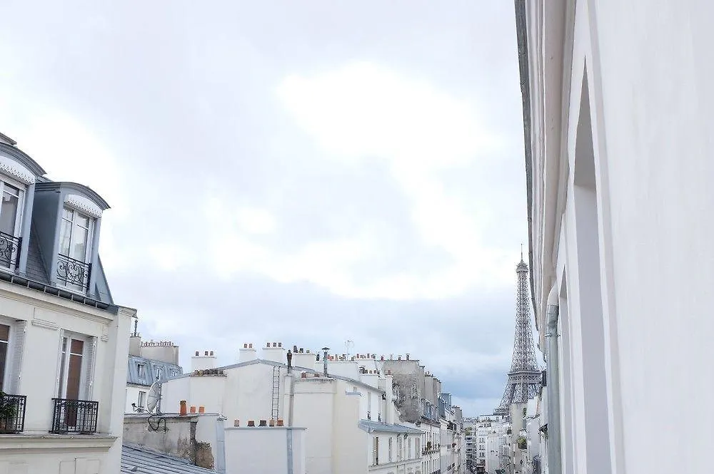 Hotel Saint Dominique París